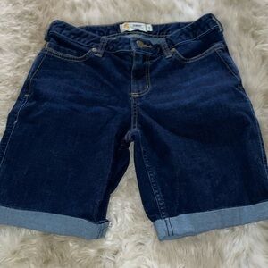 Carhartt slim fit skinny leg size 6 denim shorts
